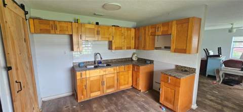 37332 State Road 54, Zephyrhills FL - photo 7 of 29