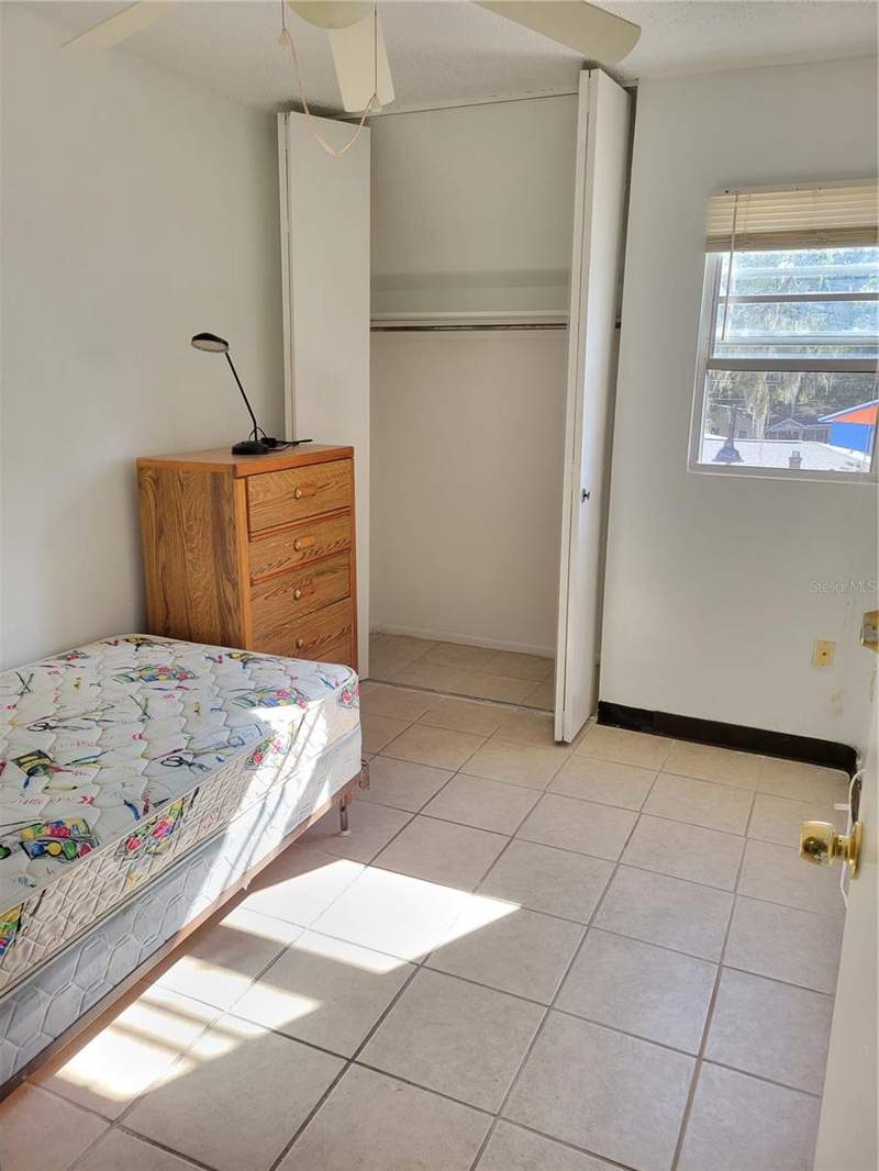 4 bedroom Condominium at 914 SW 8th Avenue #26, Lamancha, Gainesville — photo 4