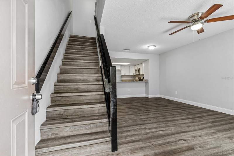 2 bedroom Townhouse at 1403 BRIGADOON DRIVE, BRIGADOON OF CLEARWATER, CLEARWATER — photo 4