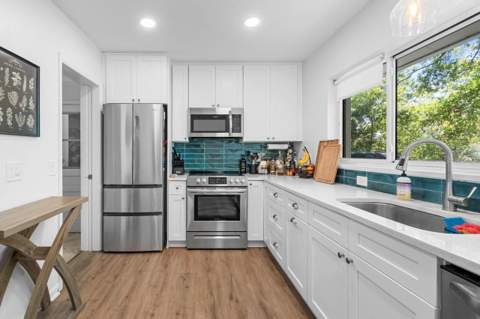 3723 Orchard Grove Lane, Largo FL - photo 12 of 46