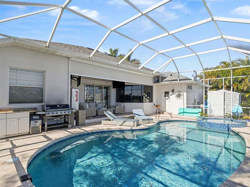 4 bedroom Single Family Residence at 4256 Beach View Court, Port Charlotte Sec 044, Port Charlotte — photo 5