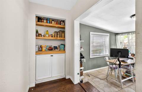 1318 W Rambla Street, Tampa FL - photo 23 of 35