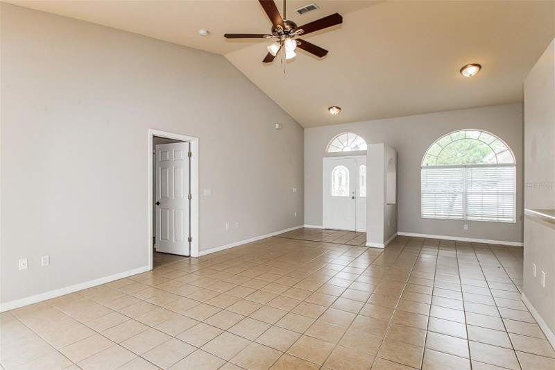 3 bedroom Single Family Residence at 3428 Tomahawk Avenue, Weeki Wachee Woodlands, Spring Hill — photo 5