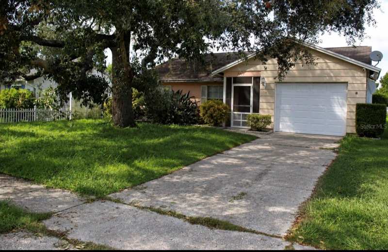 2 bedroom Single Family Residence at 7717 Mitchell Ranch Road, Seven Spgs Homes, New Port Richey — photo 1