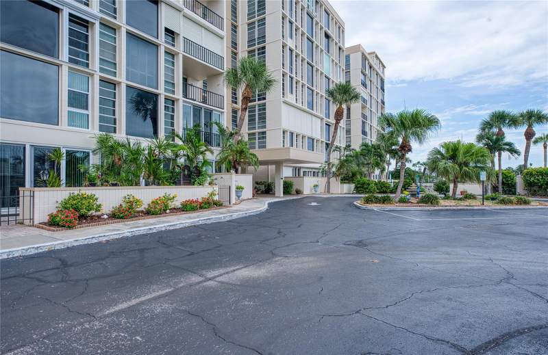 1 bedroom Condominium at 7400 Sun Island Drive #709, Bay Island Group 1, South Pasadena — photo 3