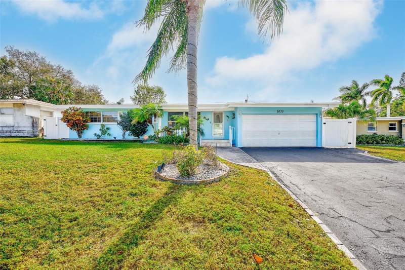 Belleair Manor