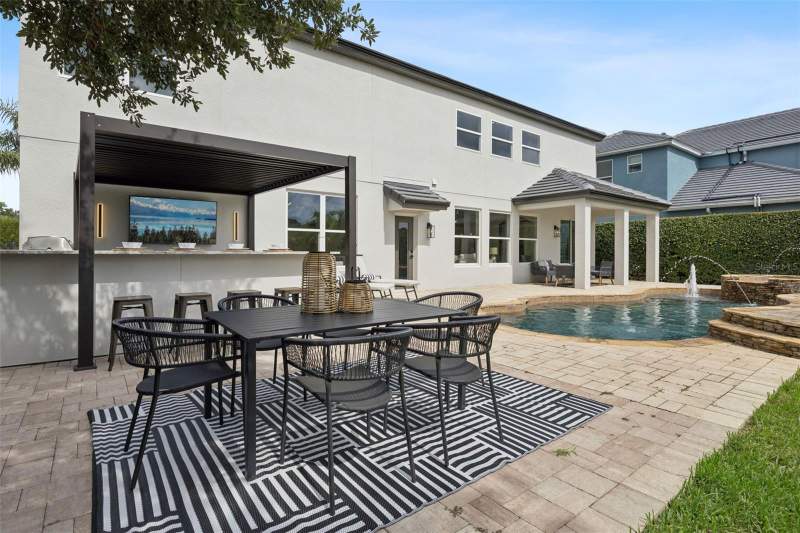 6 bedroom Single Family Residence at 1812 Lake Roberts Landing Drive, Lake Roberts Lndg E, Winter Garden — photo 3