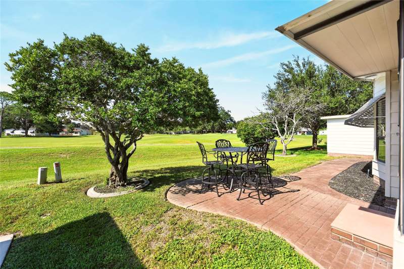 2 bedroom Manufactured Home at 1712 W Schwartz Boulevard, The Villages, The Villages — photo 2