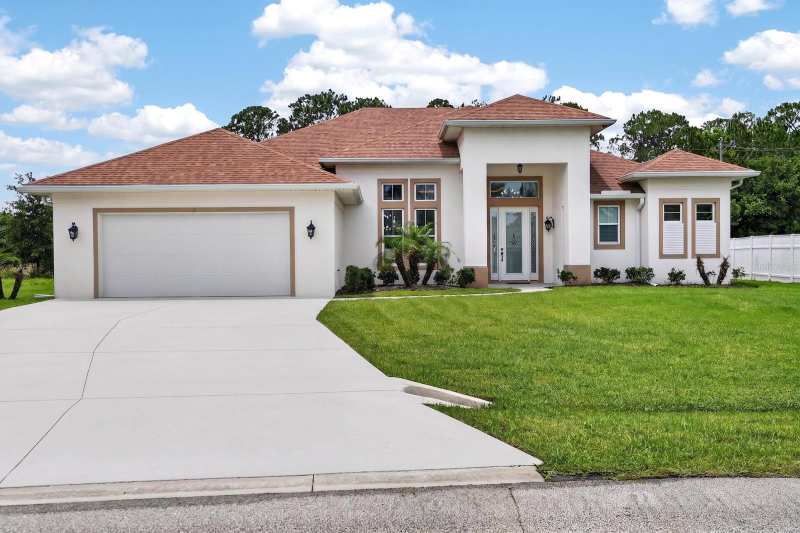 3 bedroom Single Family Residence at 19 Westchester Lane, Deerwood Rep Blk 20 Pine Lakes Golf Course, Palm Coast — photo 1