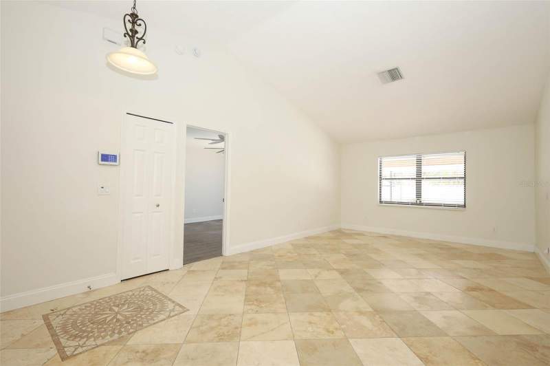3 bedroom Single Family Residence at 9110 PALM TREE DRIVE, SILVER WOODS PH 02, WINDERMERE — photo 5