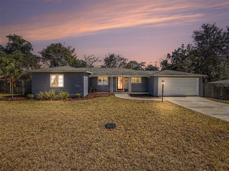 Mount Dora Pinecrest