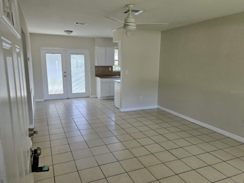 3 bedroom Single Family Residence at 5772 94th Avenue, Skyview Terrace 2nd Add, Pinellas Park — photo 2