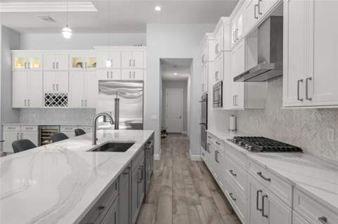 15619 Giant Foxtail Court, Winter Garden FL - photo 17 of 69