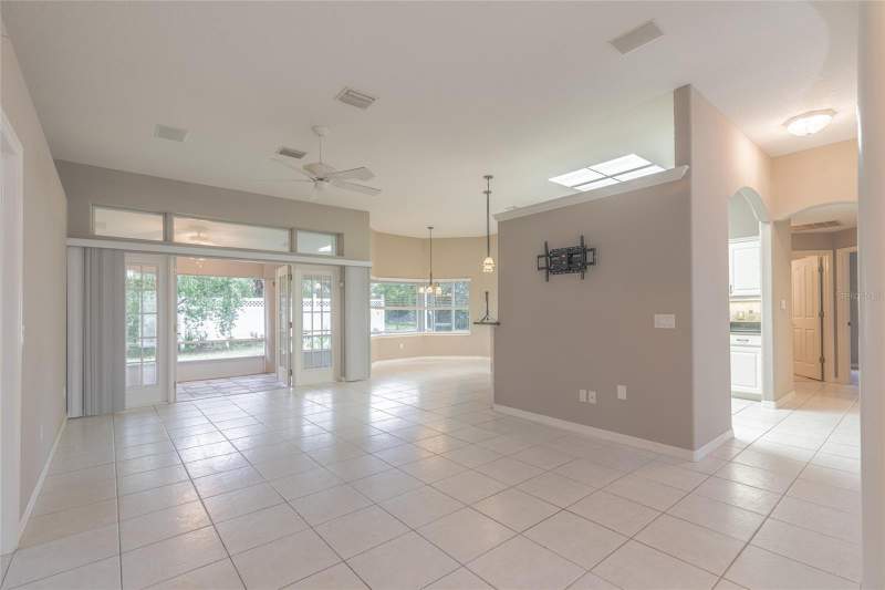 3 bedroom Single Family Residence at 99 Eric Drive, Palm Coast/Easthampton Sec 34, Palm Coast — photo 5