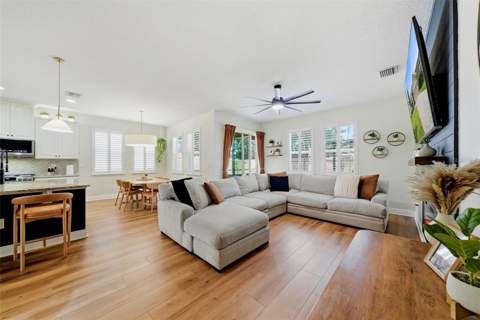 12204 Blue Pacific Drive, Riverview FL - photo 6 of 46
