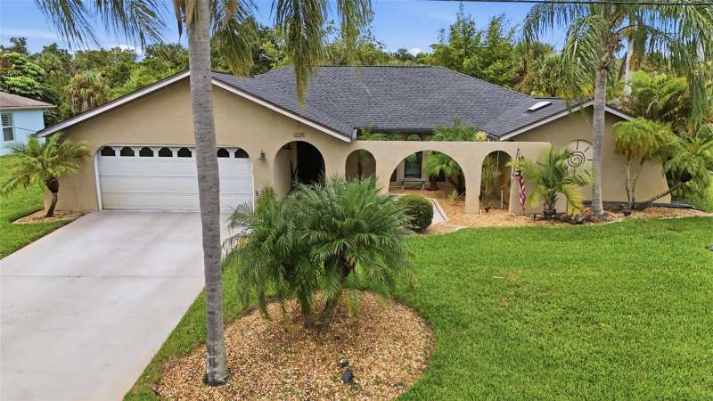 3 bedroom Single Family Residence at 1225 Alton Road, Port Charlotte Sec 051, Port Charlotte — photo 1