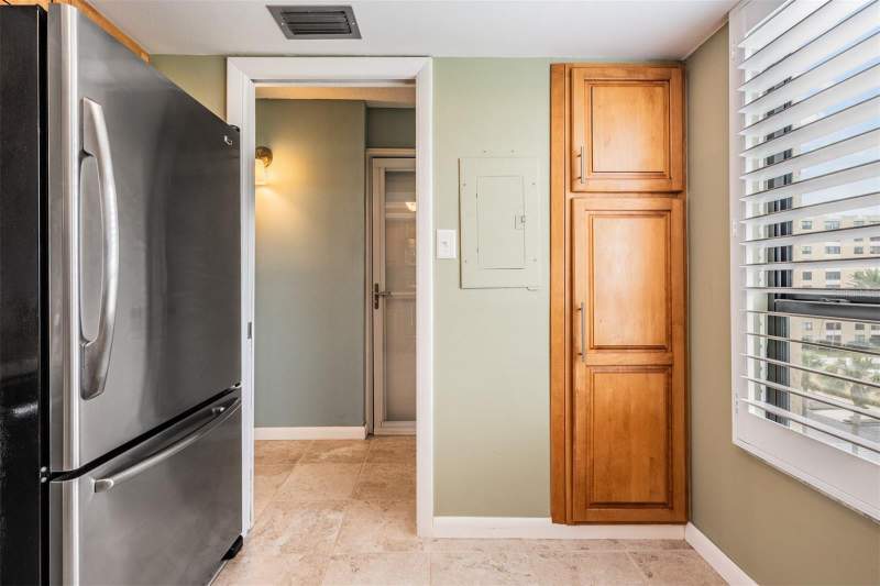 2 bedroom Condominium at 2620 Cove Cay Drive #601, Cove Cay 26-20 Village II, Clearwater — photo 5