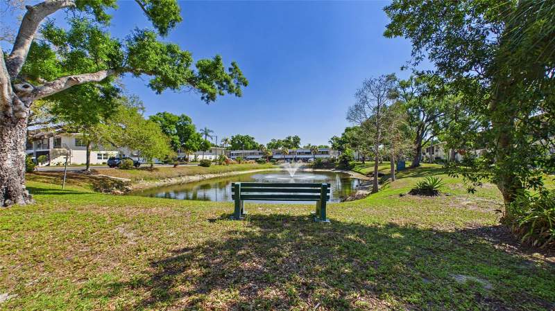 1 bedroom Condominium at 5664 40th Terrace #428, Clearview Oaks, St Petersburg — photo 2
