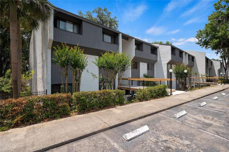 3 bedroom Condominium at 2818 SW 14th Drive #107, Bivens Lake Estate S, Gainesville — photo 2