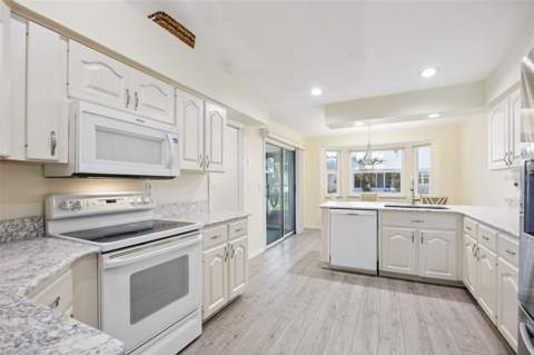 26920 Racquet Circle, Leesburg FL - photo 16 of 94