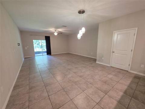 10676 Lake Montauk Drive, Riverview FL - photo 10 of 32
