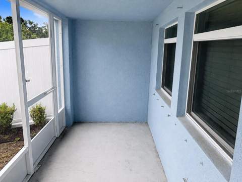 6824 Citrus Creek Lane, Tampa FL - photo 16 of 18