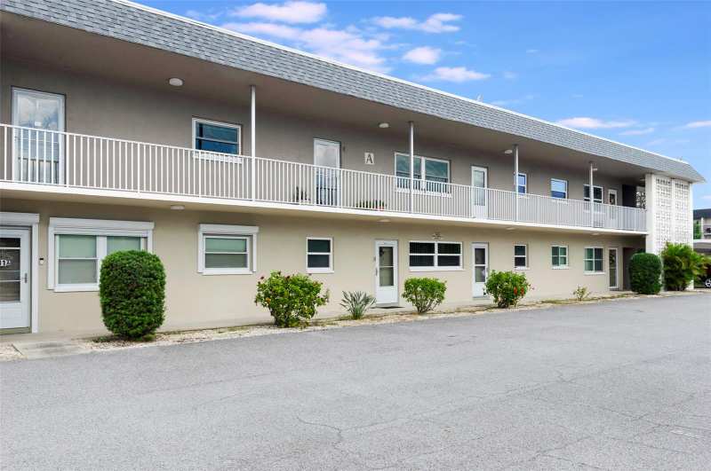 1 bedroom Condominium at 1225 58th Street #203A, Tyrone Garden Apts Condo, St Petersburg — photo 1