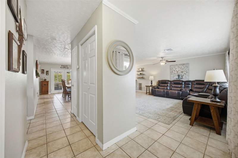 3 bedroom Single Family Residence at 4745 Tampa Downs Boulevard, Tampa Downs Heights Unit 3, Lutz — photo 3