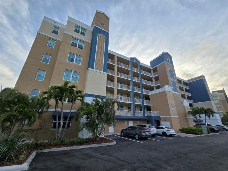 3 bedroom Condominium at 960 Starkey Road #9206, Golf Lake Condo Ix At East Bay, Largo — photo 2