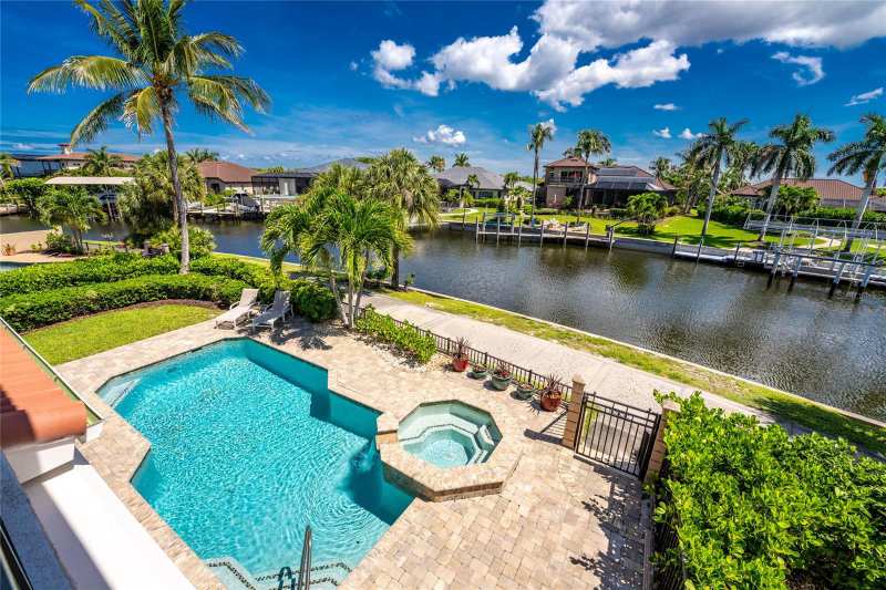 4 bedroom Single Family Residence at 3341 Sunset Key Circle, Sunset Key II Land Condo, Punta Gorda — photo 1