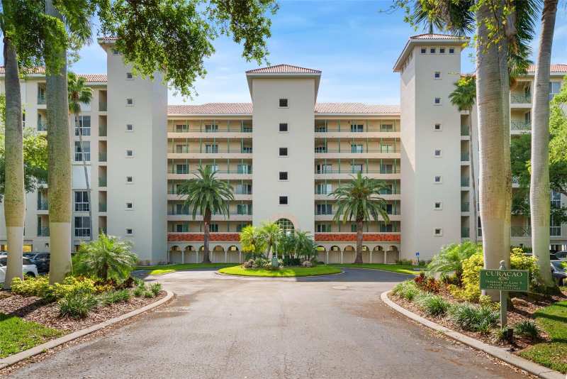 2 bedroom Condominium at 4780 Dolphin Cay Lane #109, Dolphin Cay Curacao, St Petersburg — photo 1