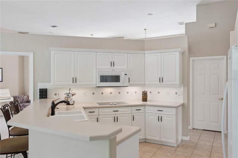 4 bedroom Single Family Residence at 3823 Winding Lake Circle, Cypress Landing Ph 01, Orlando — photo 5