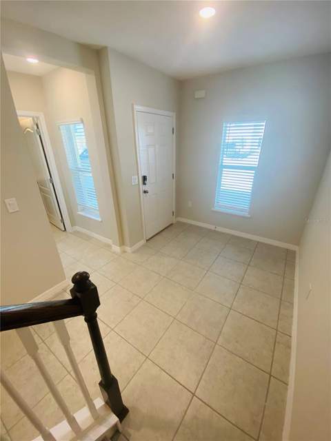 4852 Coral Castle Drive, Kissimmee FL - photo 7 of 58