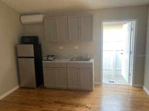 2431 Titus Court, Orlando FL - photo 13 of 25
