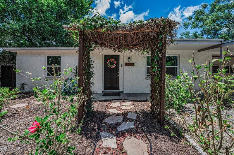 2 bedroom Single Family Residence at 4312 Beacon Square Drive, Beacon Square, Holiday — photo 5