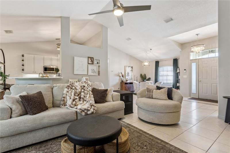 3 bedroom Single Family Residence at 39843 GROVE HEIGHTS, HARBOR HILLS PH III SUB, LADY LAKE — photo 3