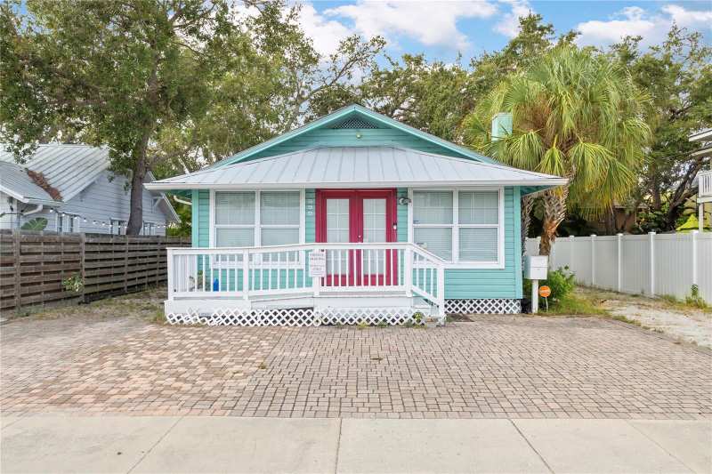 1 bedroom Single Family Residence at 1950 Adams Lane, Towles, Sarasota — photo 1