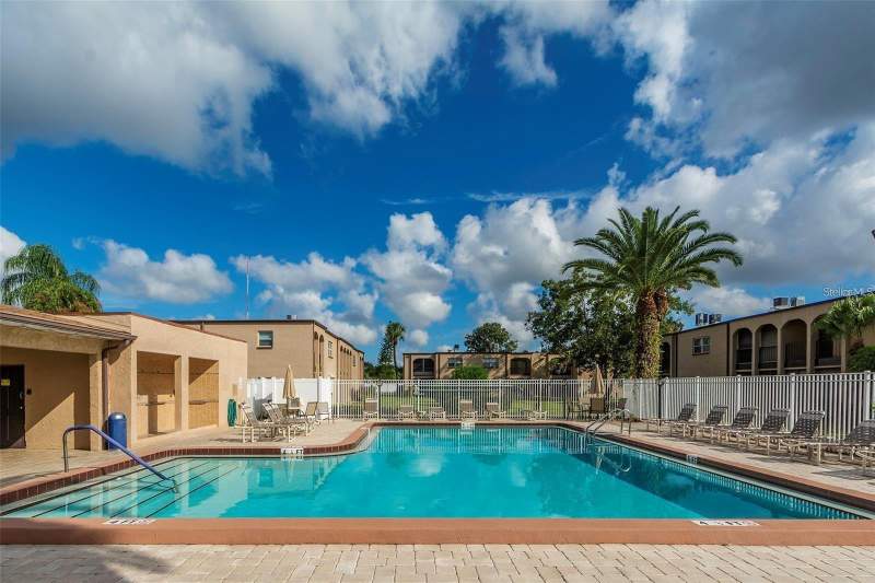 2 bedroom Condominium at 7701 Starkey Road #521, Boulevard Club The Condo, Seminole — photo 2