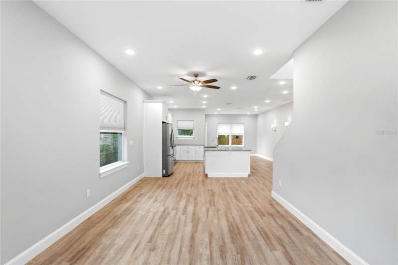 3 bedroom Single Family Residence at 1712 31ST AVENUE, FIRST GOWDY SUB, ST PETERSBURG — photo 3
