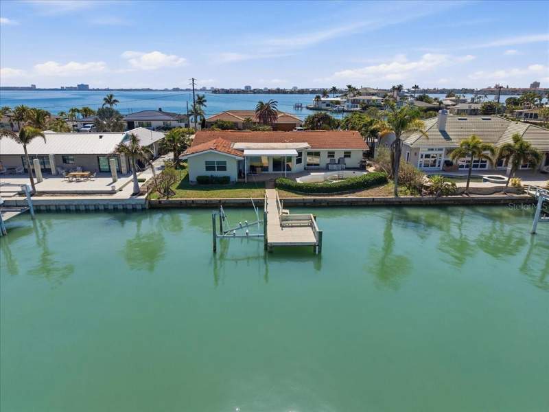 4 bedroom Single Family Residence at 411 55th Avenue, Brightwater Beach Estates 1st Add, St Pete Beach — photo 5
