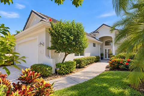6514 Oakland Hills Drive, pool for sale in Lakewood Ranch