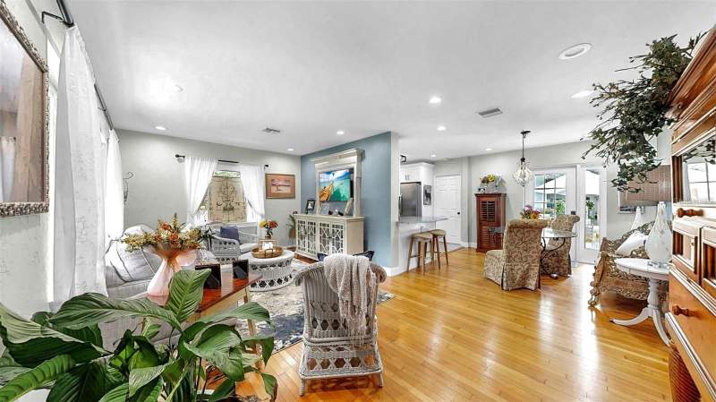 3 bedroom Single Family Residence at 4020 Queen Street, North Clearview Highlands, St Petersburg — photo 5