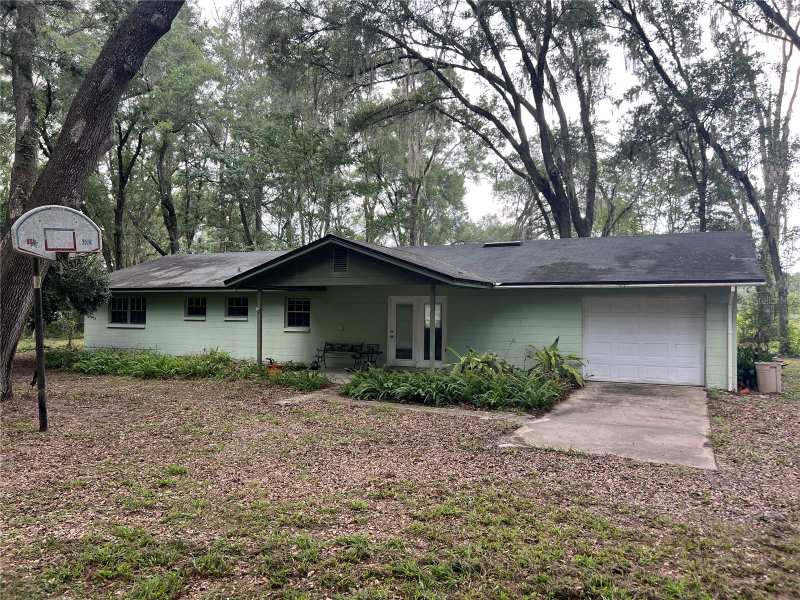 3 bedroom Single Family Residence at 19107 SW 179 Place, Holiday Farms, Archer — photo 1