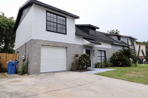 719 Gasparino Court, home for sale in Seffner 33584