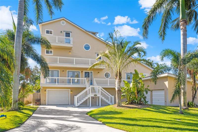 3 bedroom Single Family Residence at 1902 ARROWHEAD DRIVE, SHORE ACRES EDGEWATER SEC, ST PETERSBURG — photo 2