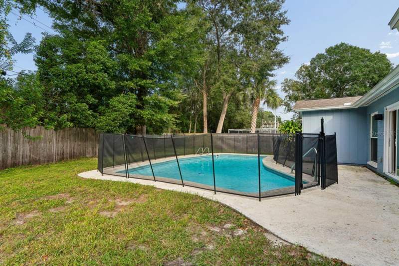 3 bedroom Single Family Residence at 14051 Briardale Lane, Cherry Creek Unit 5, Tampa — photo 2