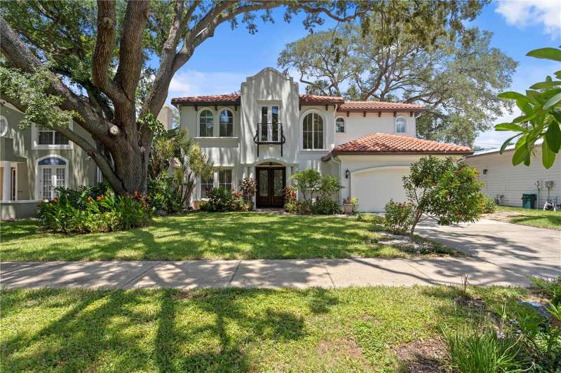 5 bedroom Single Family Residence at 3911 W Dale Avenue, Bon Air - Swann Estates, Tampa — photo 1
