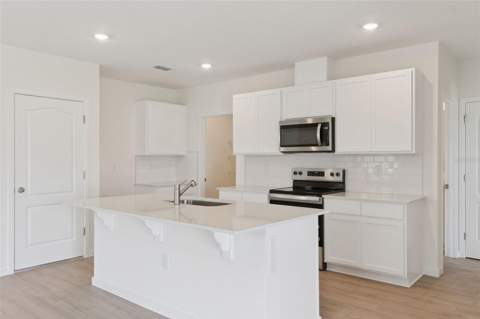 3110 House Finch Road, St Cloud FL - photo 12 of 67