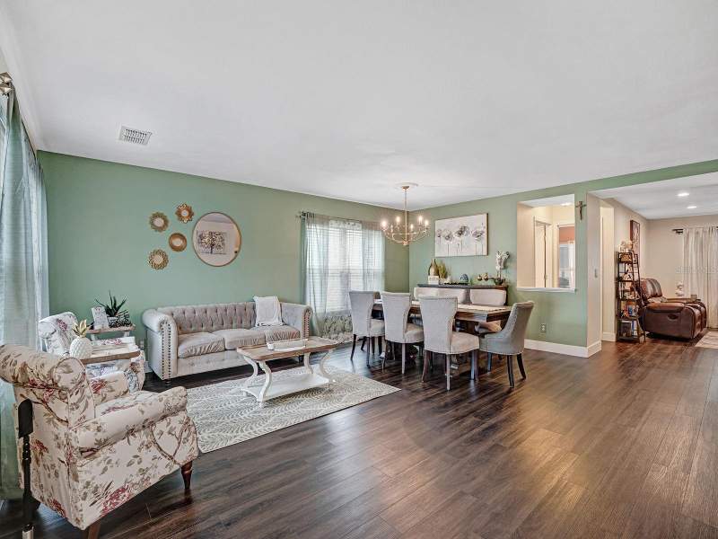 6 bedroom Single Family Residence at 16755 Sunrise Vista Drive, Sunrise Lakes Ph III Sub, Clermont — photo 3