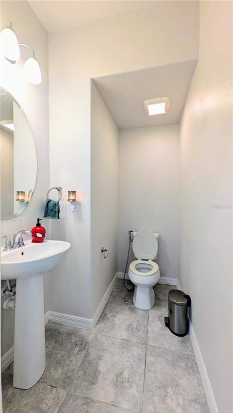 2479 Toscolona Drive, Kissimmee FL - photo 16 of 39